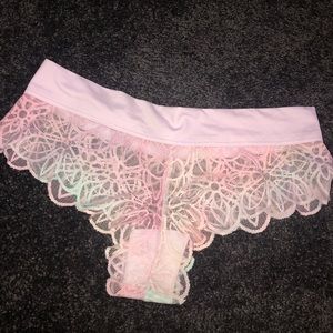 VS Pink Cheeky Lace panties